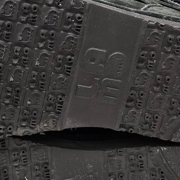 Lamo faux fur lined leather boots size 9 - Picture 6 of 15